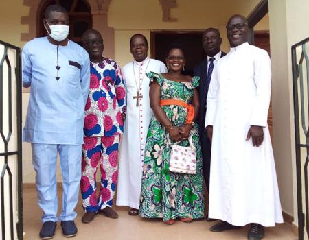 21 Juin 2021 Sortie De La Rencontre De Quelques Membres Du Bureau Executif De La Fondation Sainte Philomene2